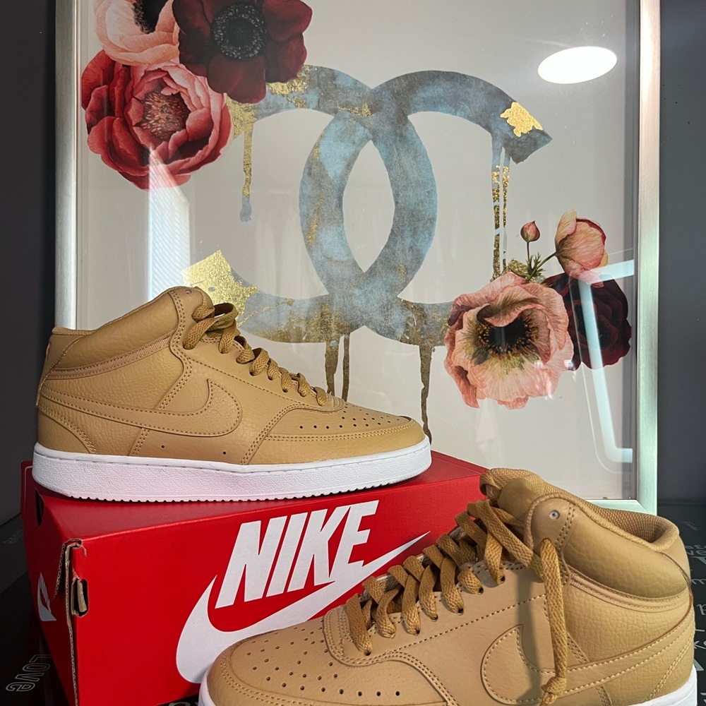 Nike Beige High-Top Sneakers
